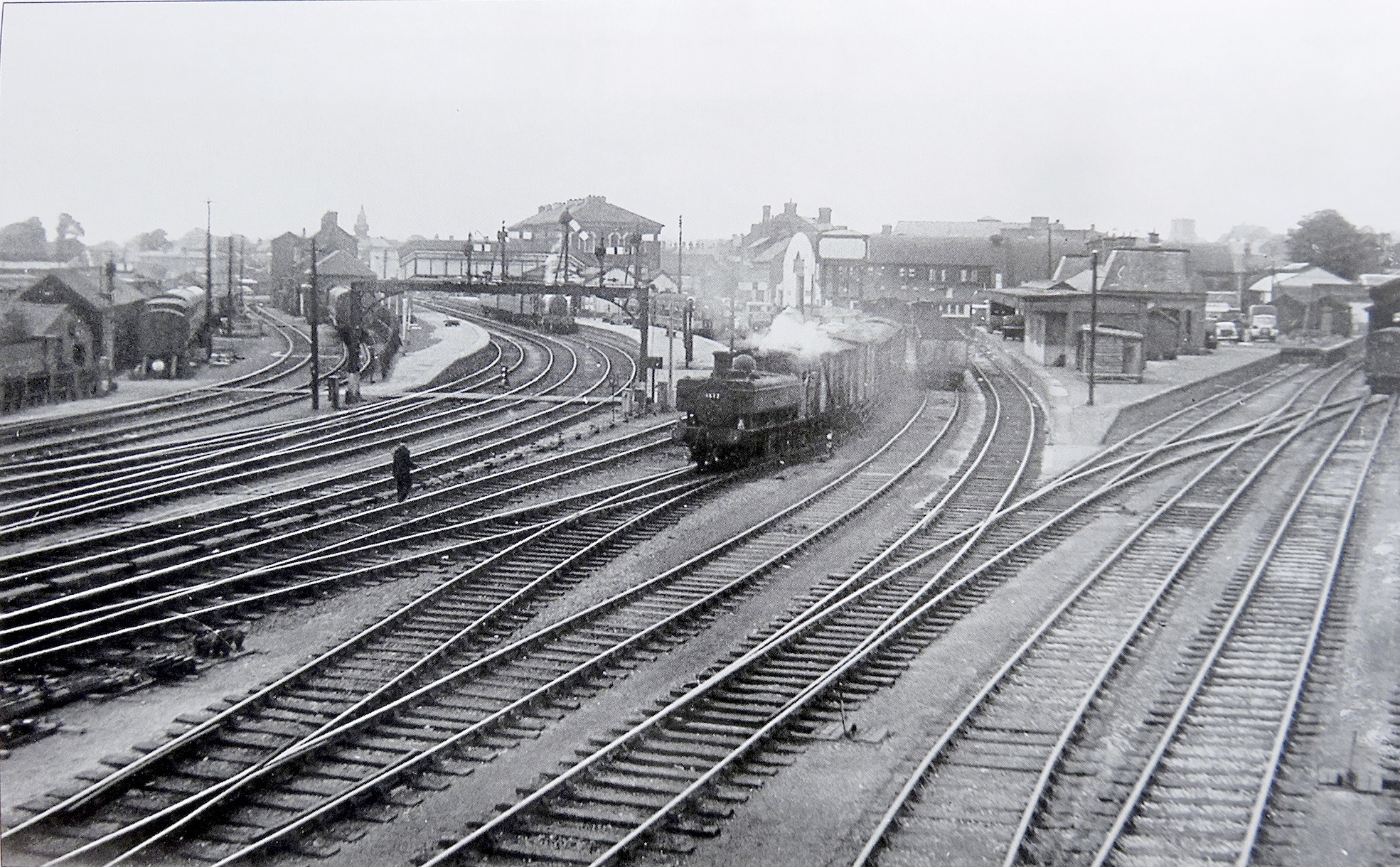 LLynclys Oswestry Railway Station Photo 2 Cambrian Railway. Whittington
